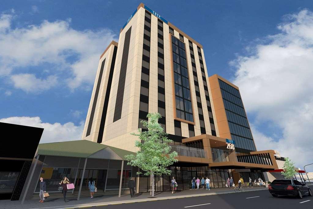 Tryp By Wyndham Pulteney Street Adelaide Exterior photo
